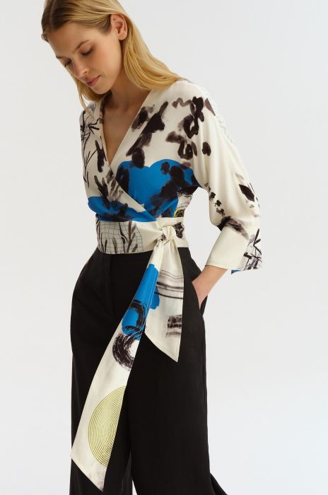 Bluzka z autorskim printem Solar Obraz 3