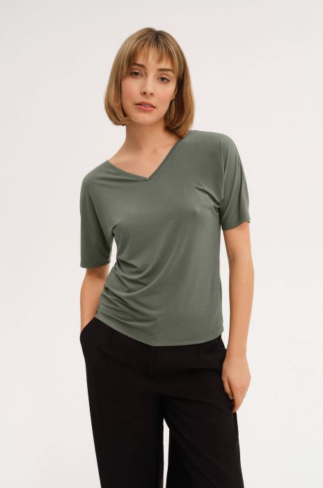 Bluzka z dekoltem v Solar Obraz 3