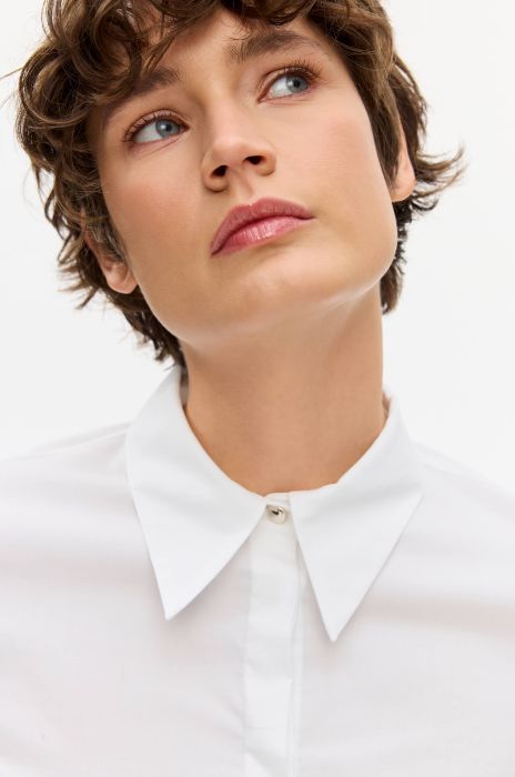 Biała koszula o klasycznym kroju Solar Obraz 3