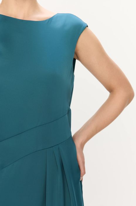 Turkusowa sukienka z zakładkami Solar Obraz 3