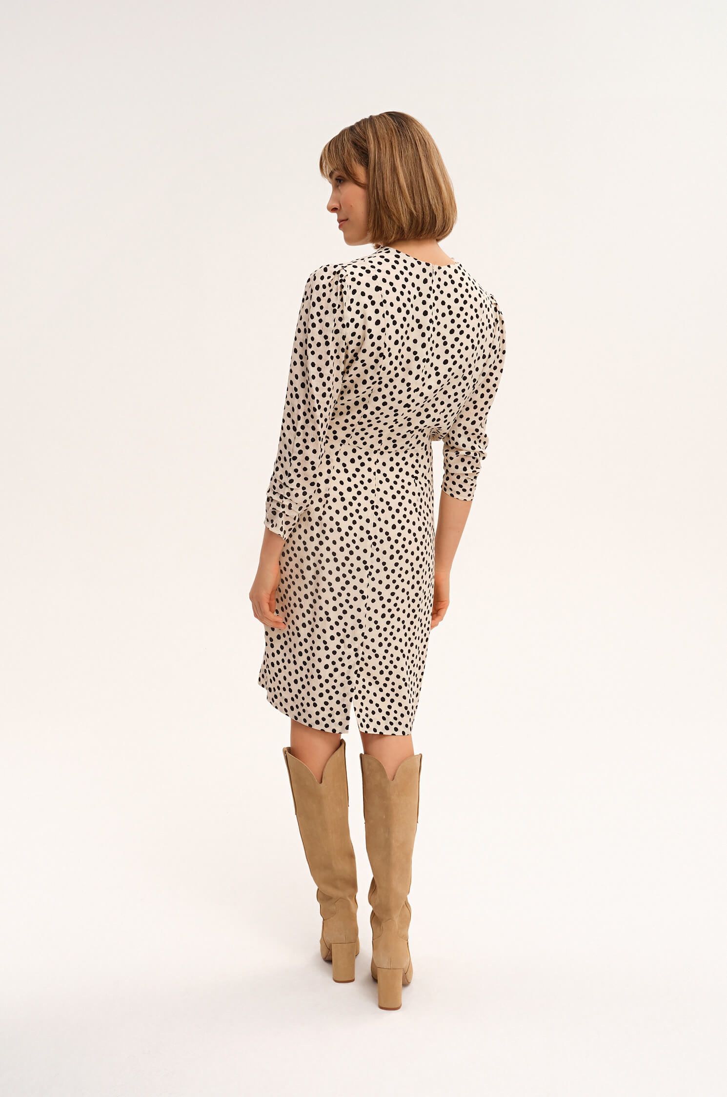 Wiskozowa sukienka w groszki Solar Obraz 4