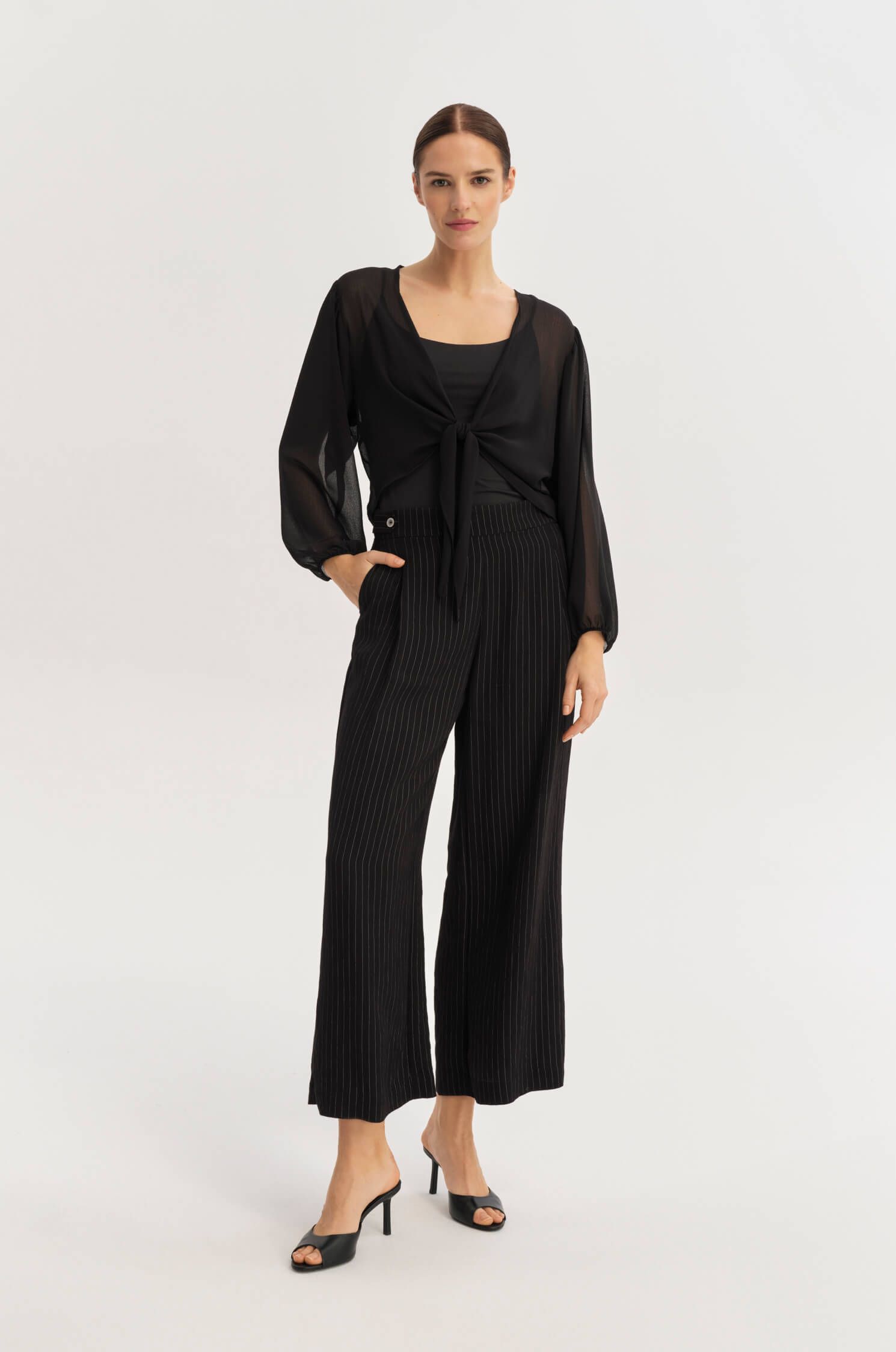 Bluzka z transparentnej tkaniny Solar Obraz 1