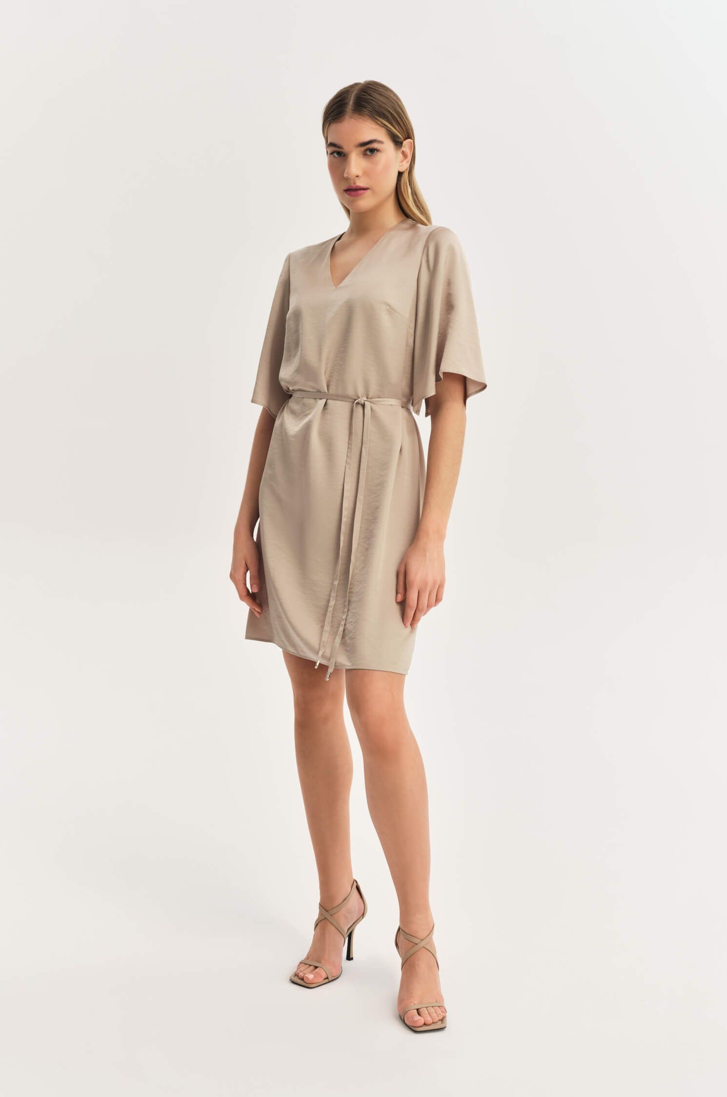 Sukienka z satynowej tkaniny Solar Obraz 1