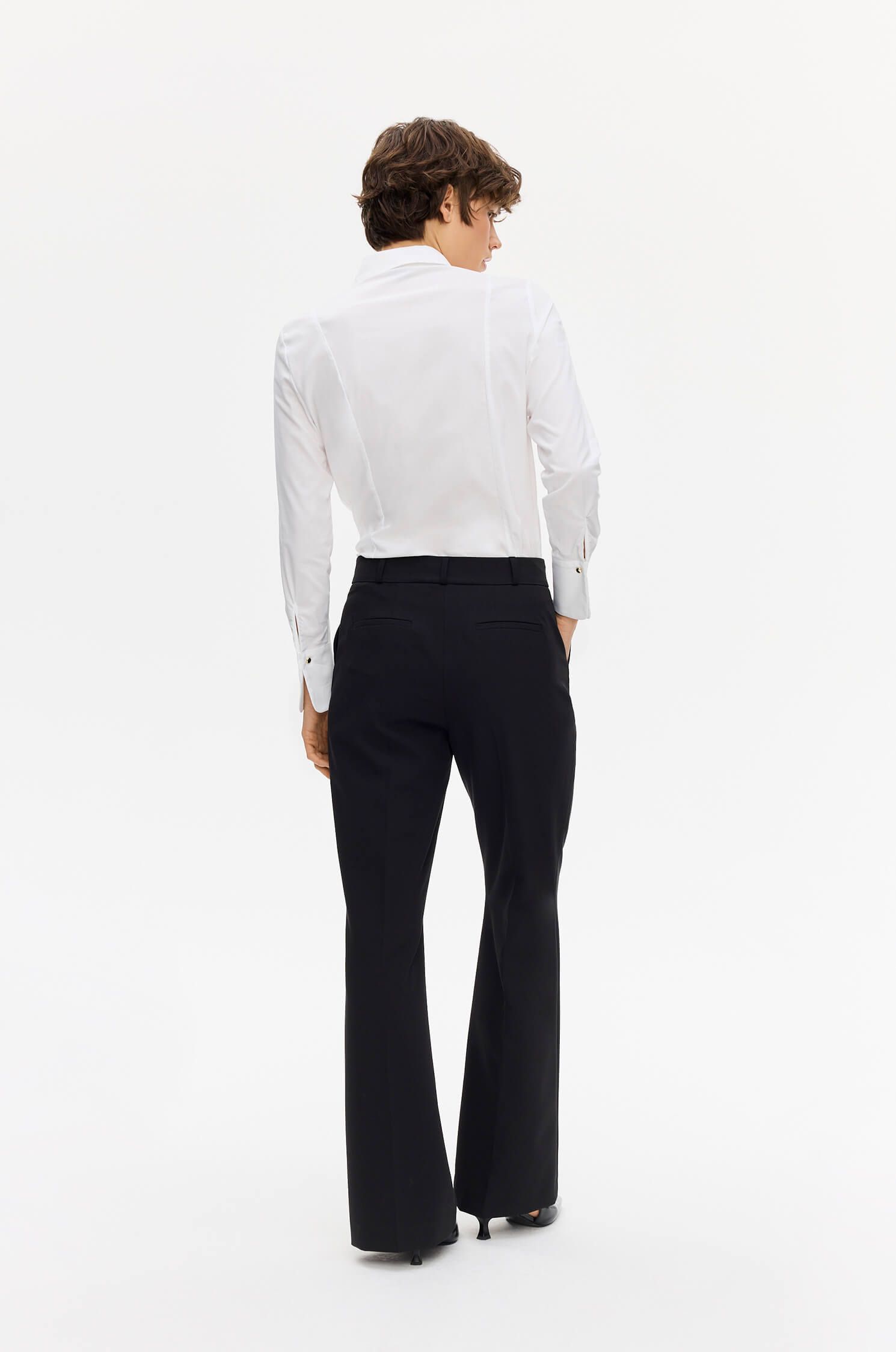 Spodnie o rozszerzanym kroju z kieszeniami Solar Obraz 4