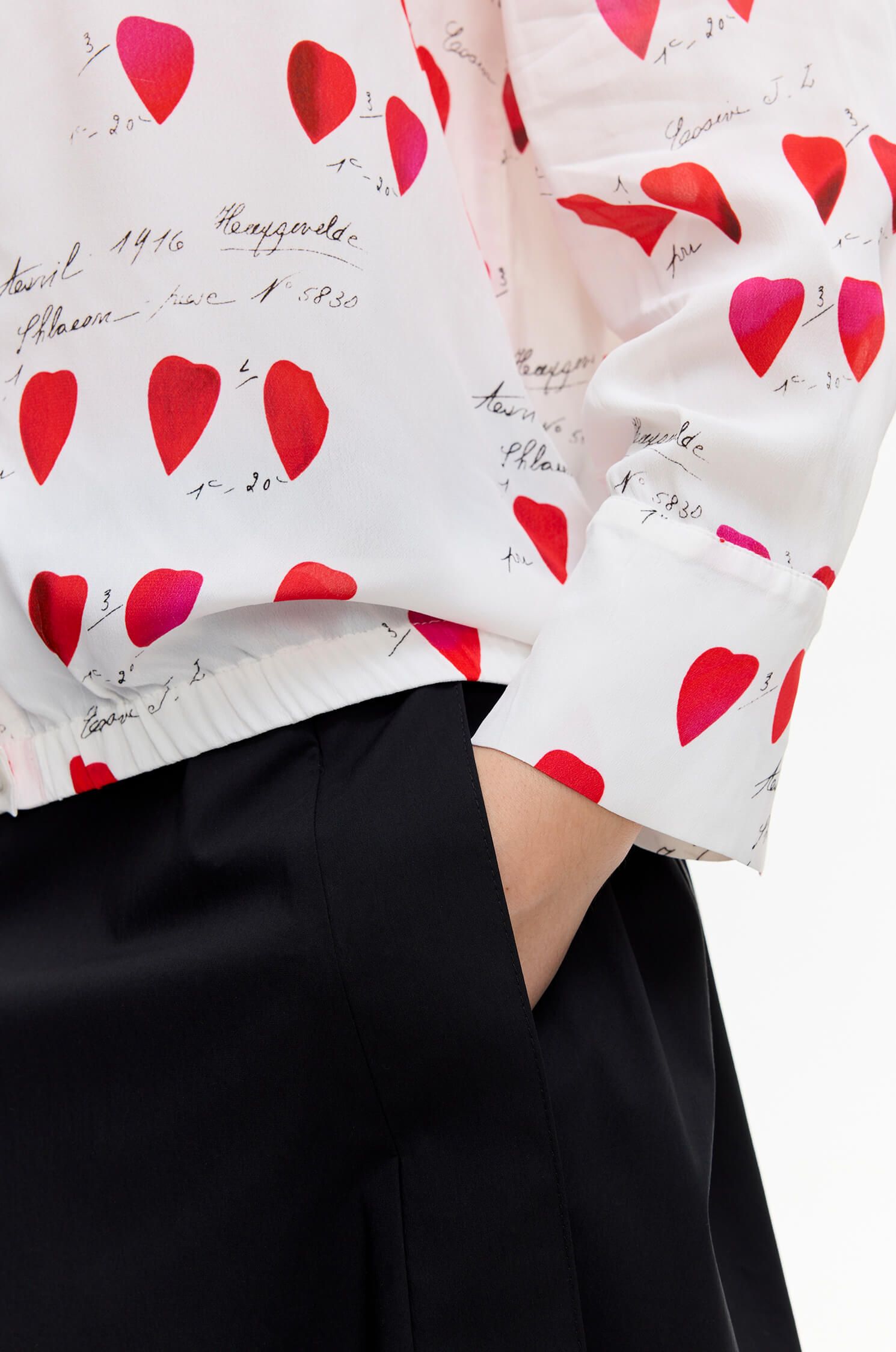 Wiskozowa koszula w serca Solar Obraz 5