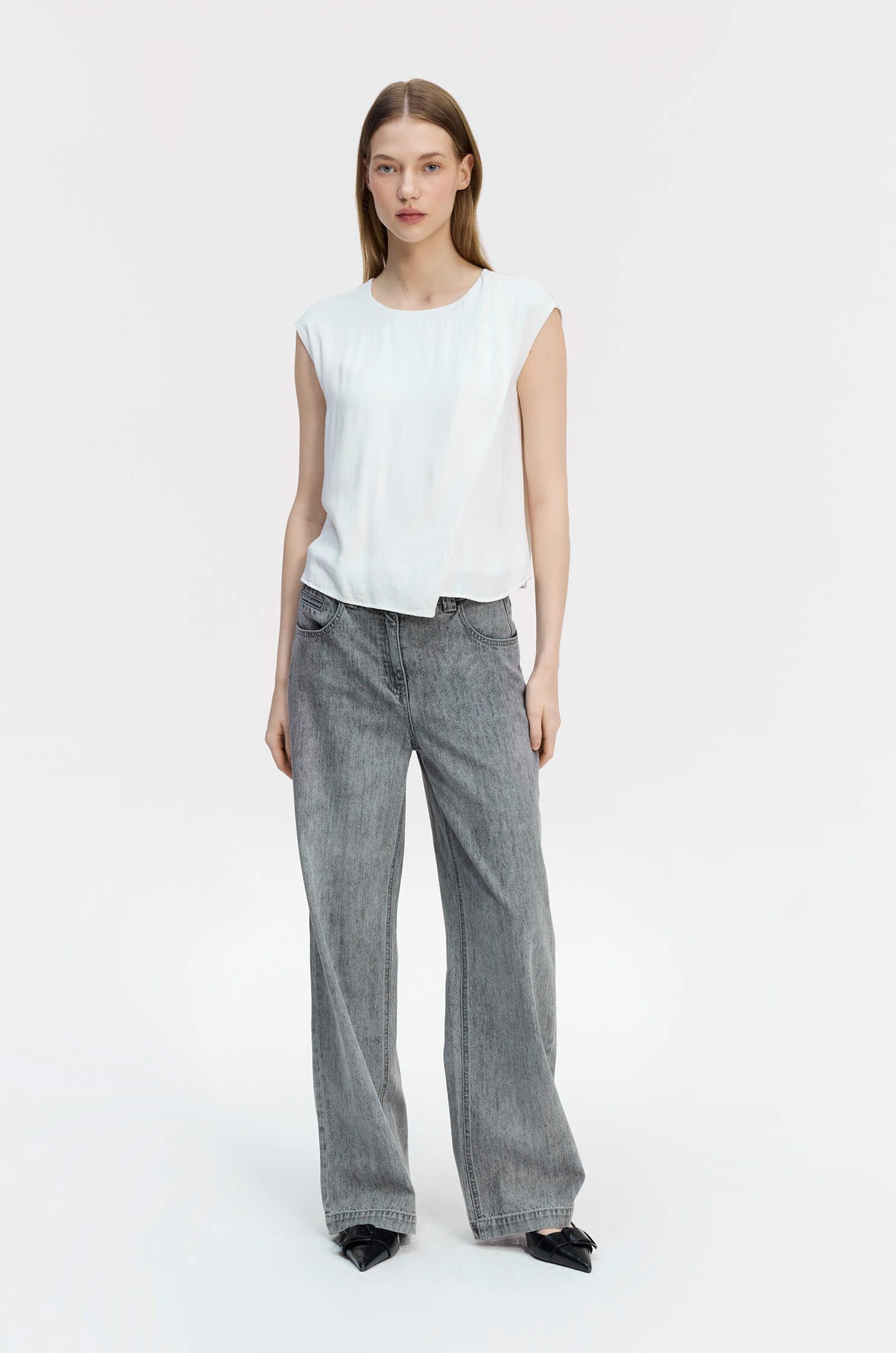 Asymetryczna bluzka z wiskozy Solar Obraz 1