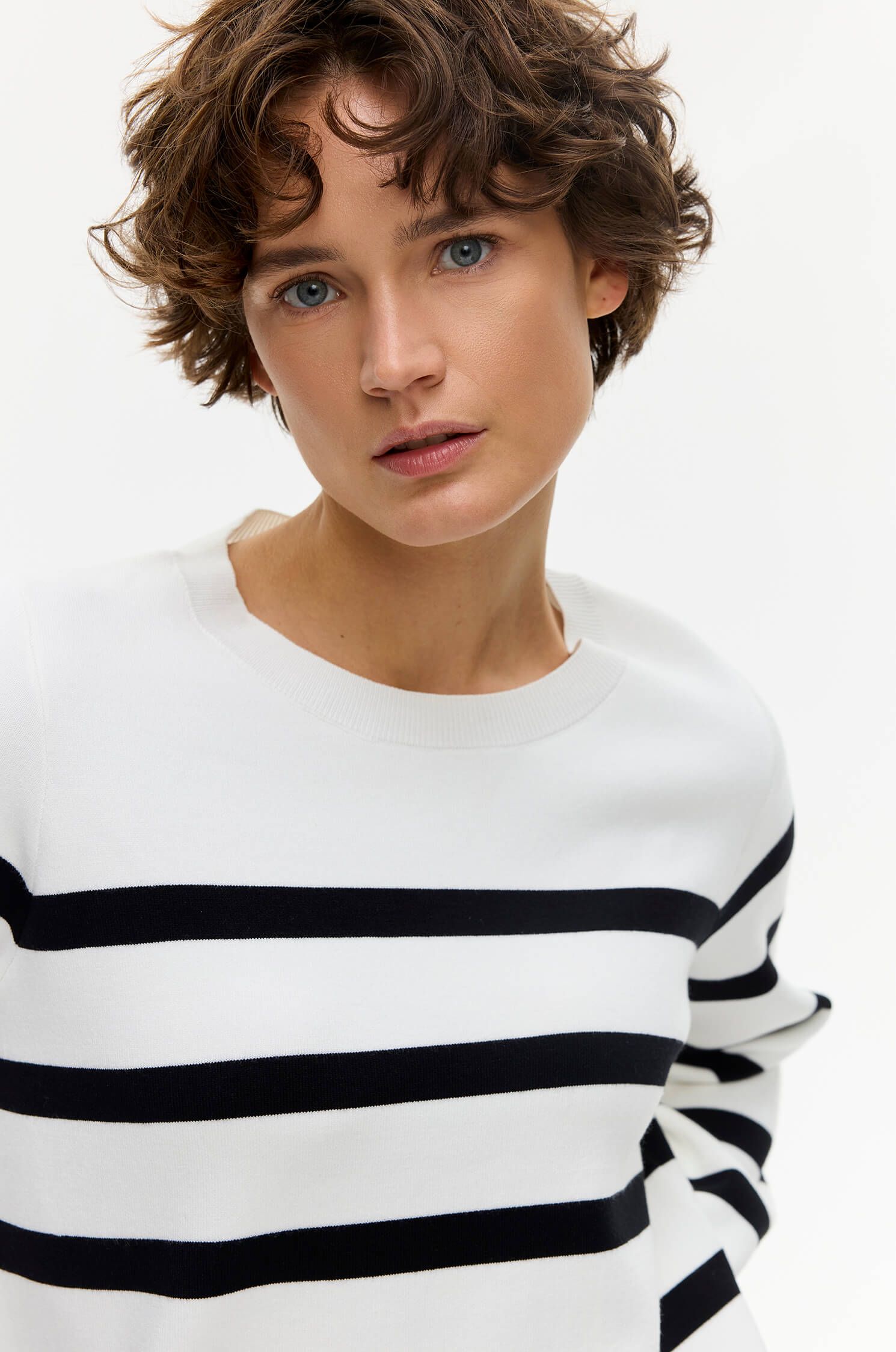 Sweter w paski z wiskozą Solar Obraz 3