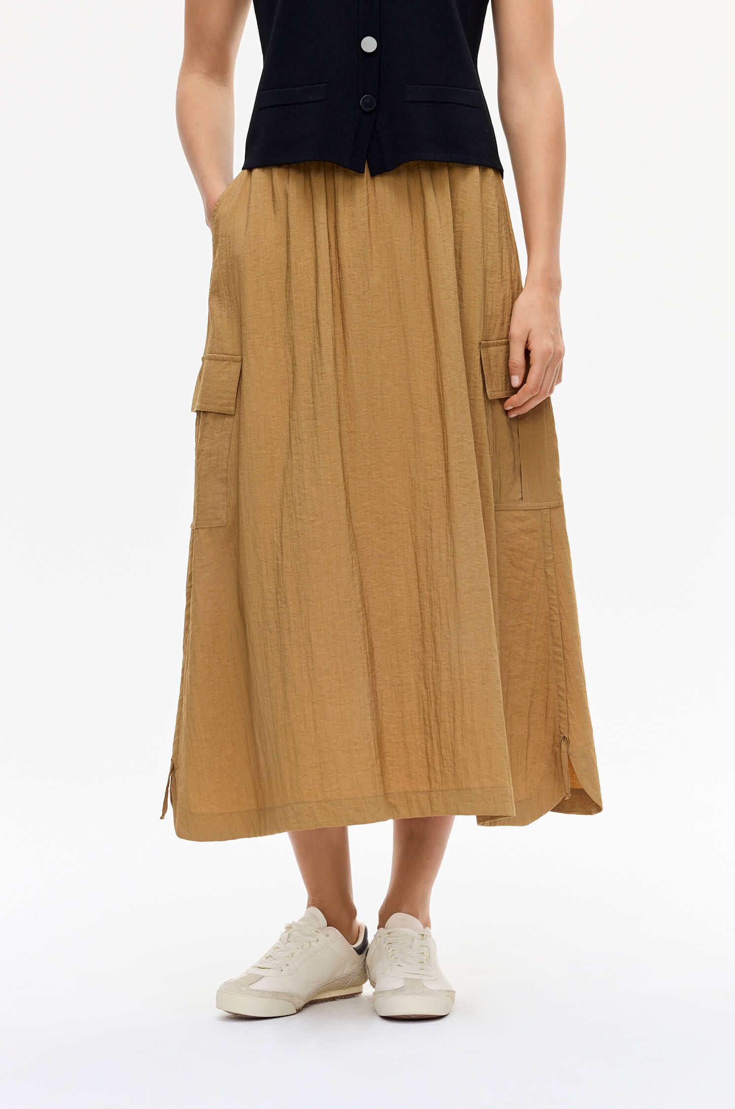 Kamelowa spódnica z kreszowanego materiału Solar Obraz 4