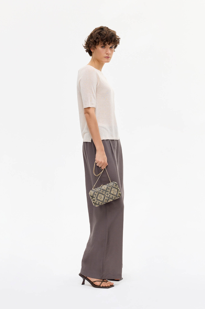 Bluzka z połyskującą nitką